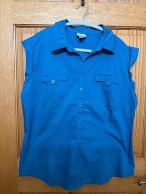 Worthington Bright Blue Sleeveless Button-Down Shirt